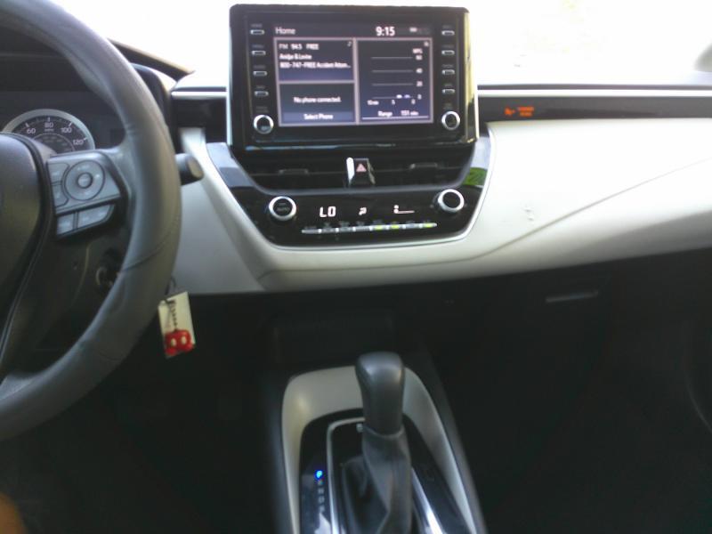 Toyota Corolla LE 2020