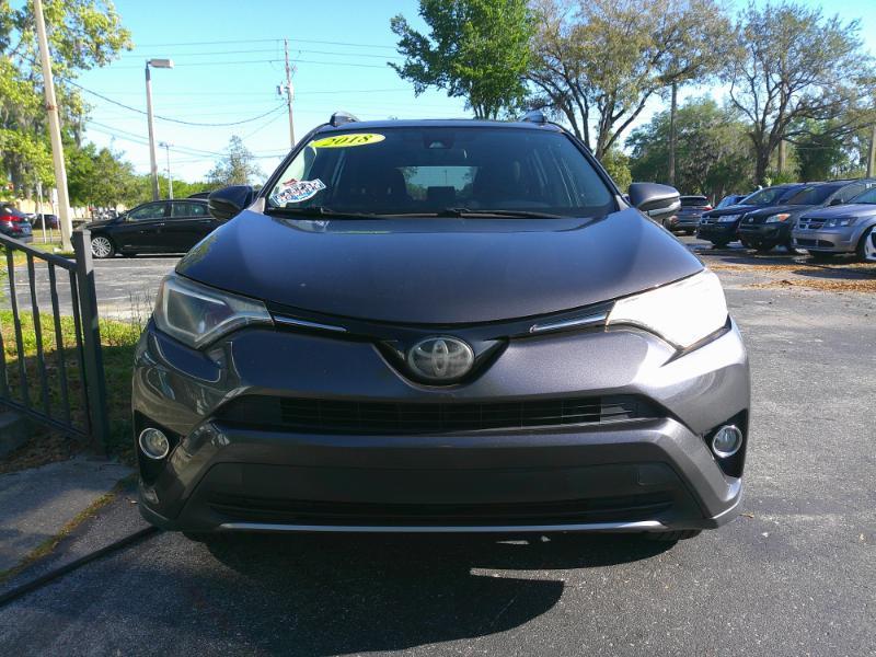 Toyota RAV4 XLE FWD 2018