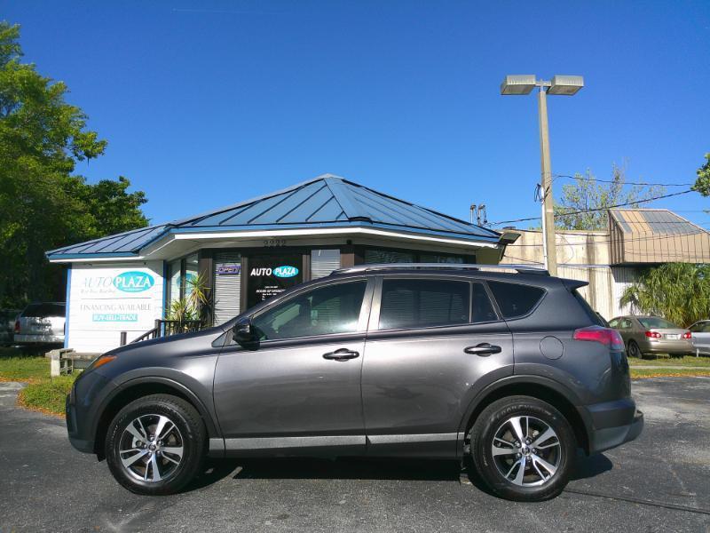 Toyota RAV4 XLE FWD 2018