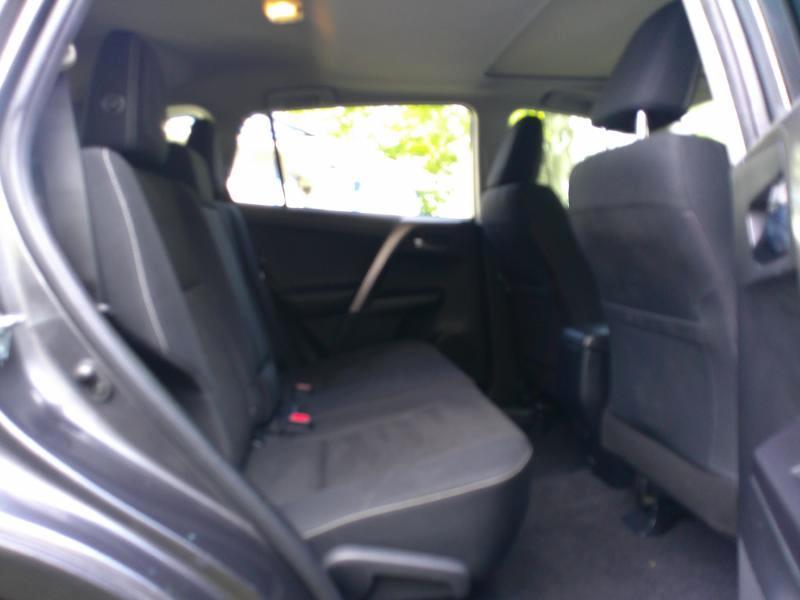 Toyota RAV4 XLE FWD 2018