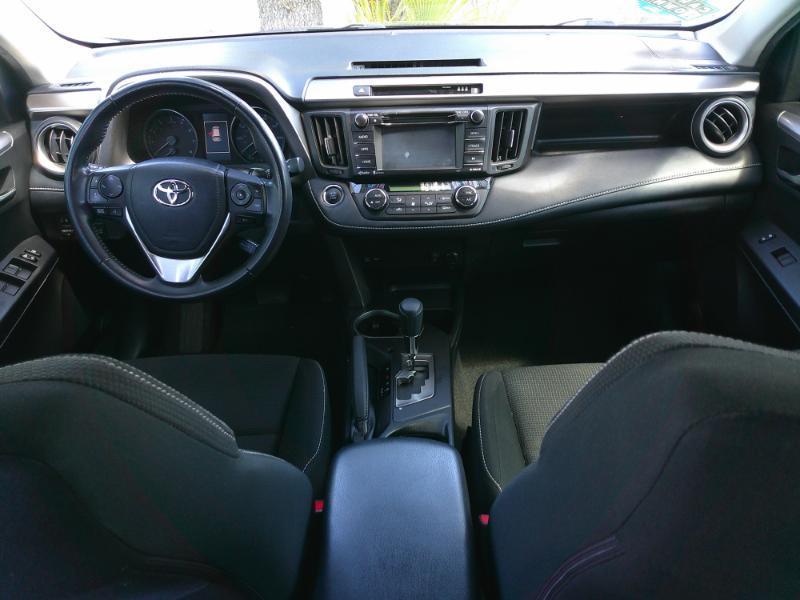 Toyota RAV4 XLE FWD 2018