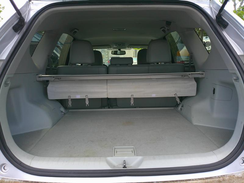 Toyota Prius V Five 2014