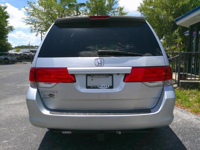 Honda Odyssey EX-L w/ DVD and Navigation 2010