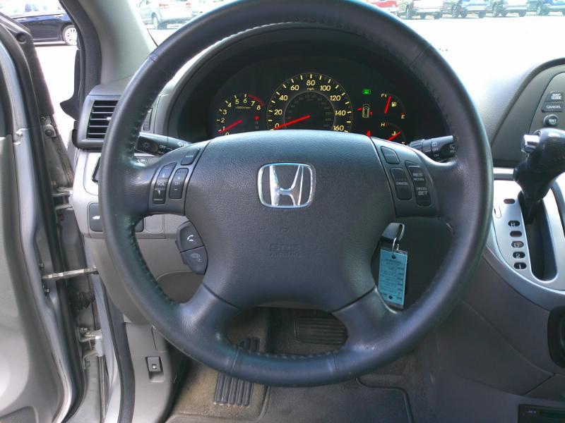 Honda Odyssey EX-L w/ DVD and Navigation 2010