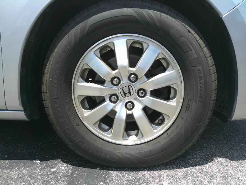 Honda Odyssey EX-L w/ DVD and Navigation 2010