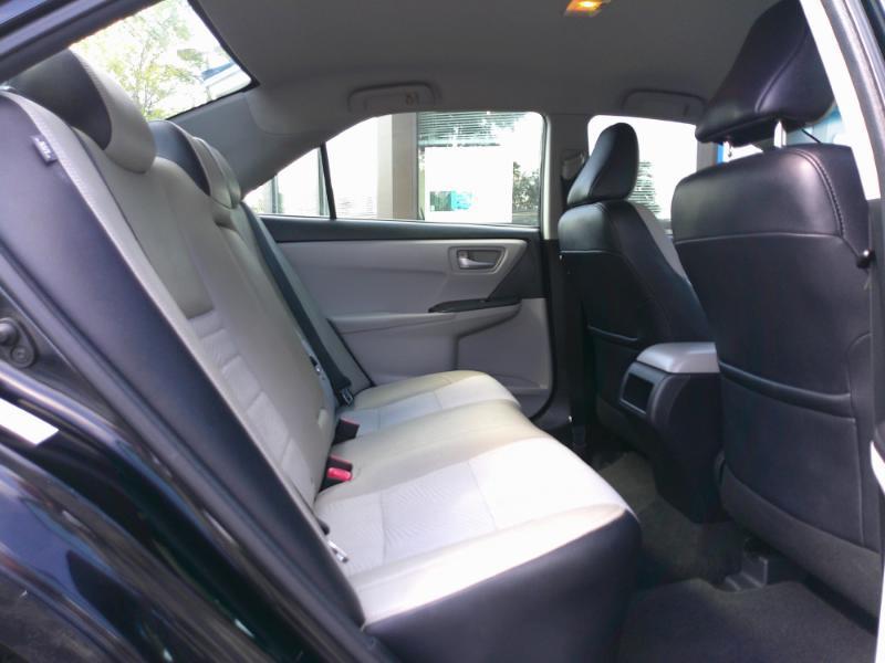 Toyota Camry SE 2017
