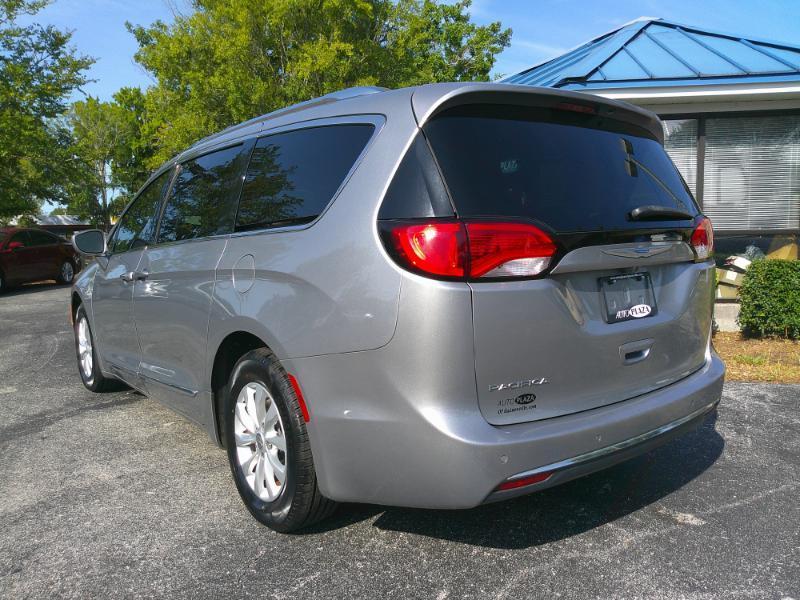 Chrysler Pacifica Touring-L 2018