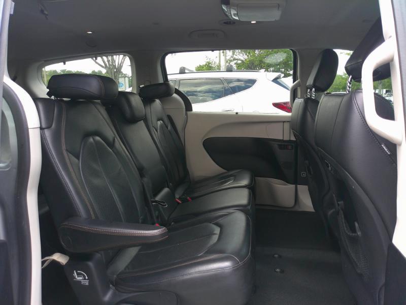Chrysler Pacifica Touring-L 2018