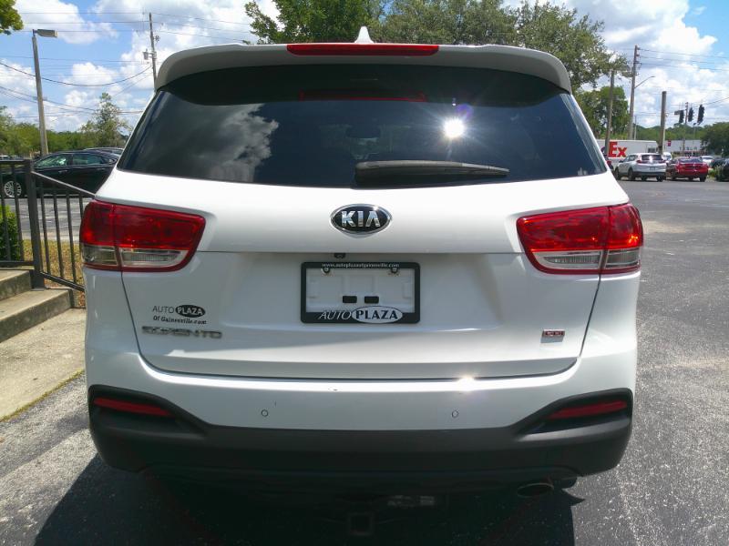 Kia Sorento L 2WD 2017