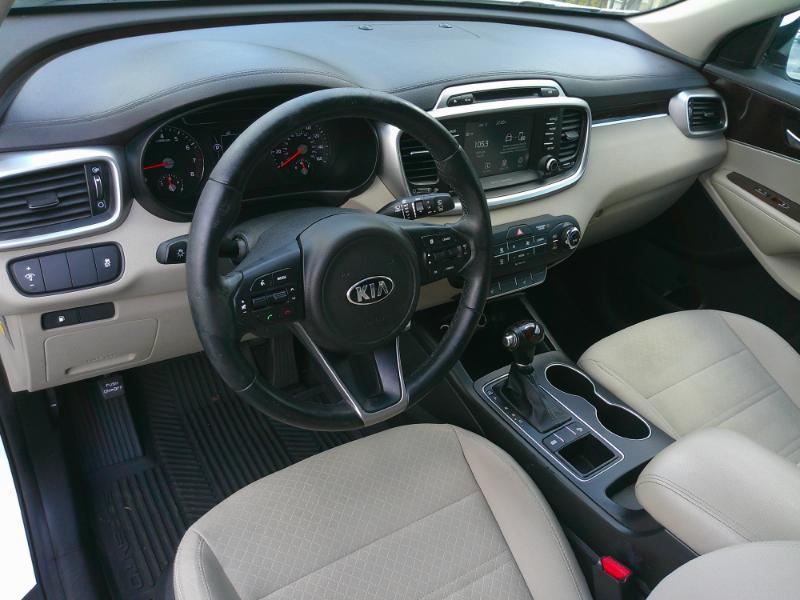 Kia Sorento L 2WD 2017