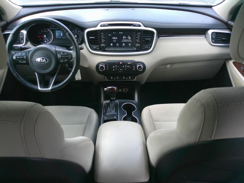 Kia Sorento L 2WD 2017