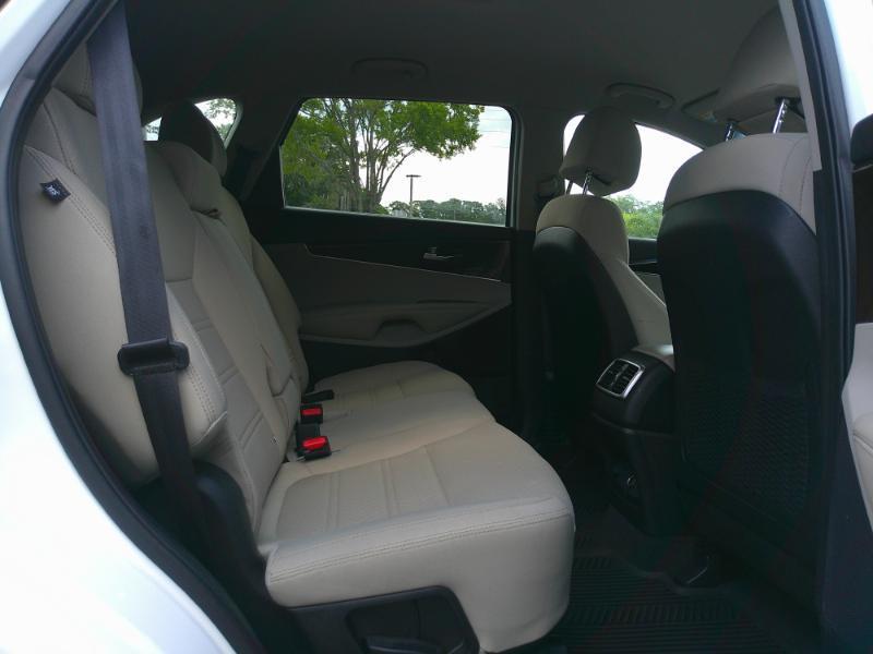 Kia Sorento L 2WD 2017