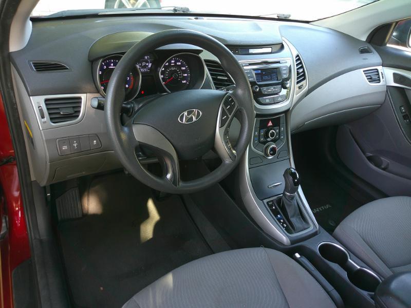 Hyundai Elantra SE 2014