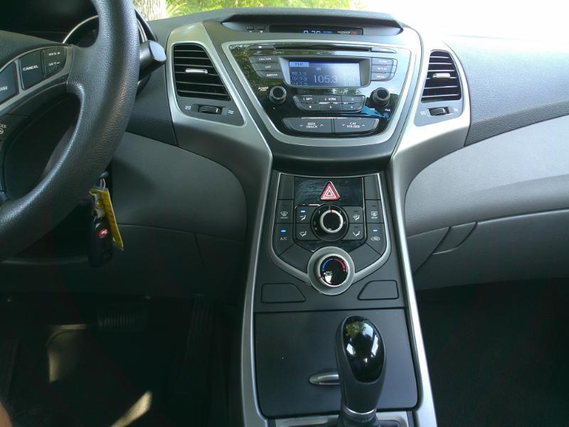 Hyundai Elantra SE 2014