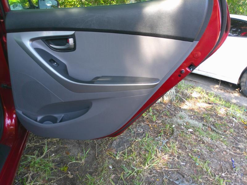 Hyundai Elantra SE 2014