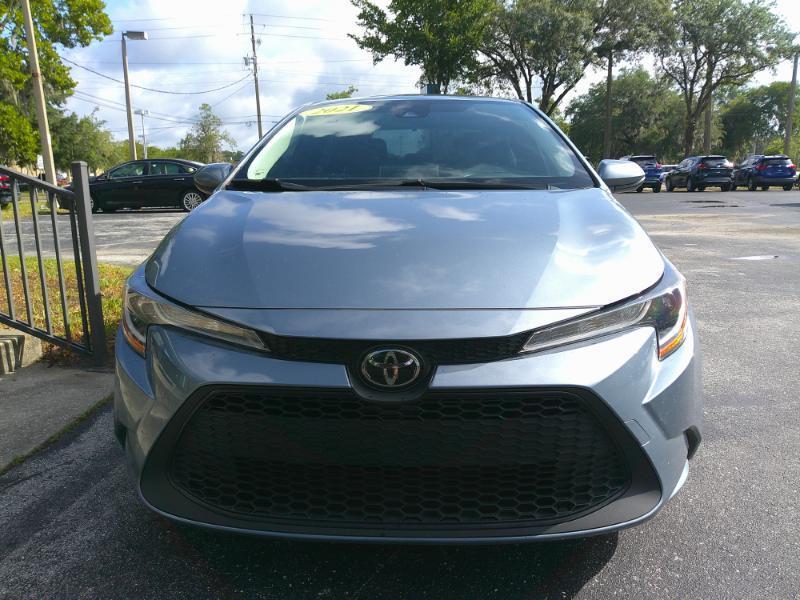 Toyota Corolla LE 2021