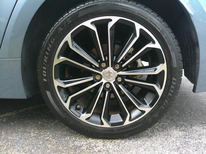 Toyota Corolla LE 2021