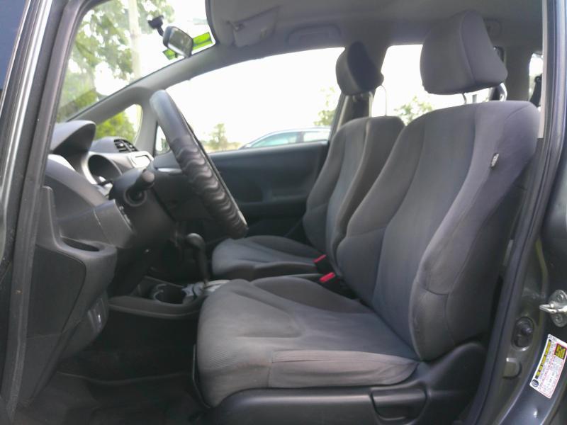 Honda Fit 5-Speed AT 2013