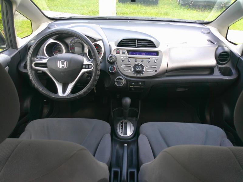 Honda Fit 5-Speed AT 2013