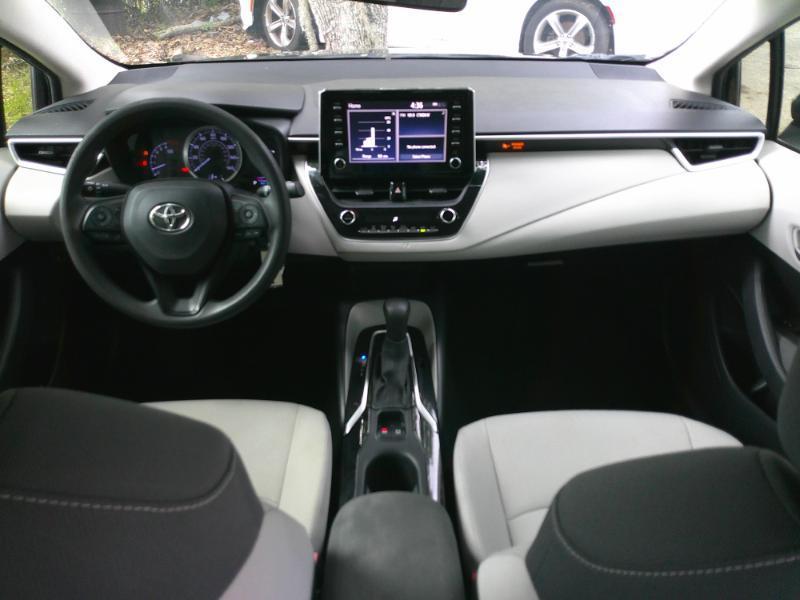 Toyota Corolla LE 2020