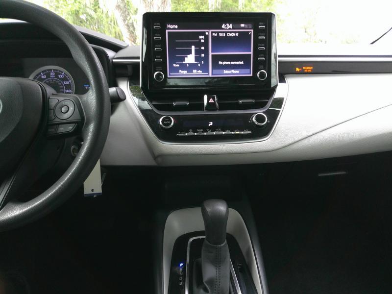 Toyota Corolla LE 2020