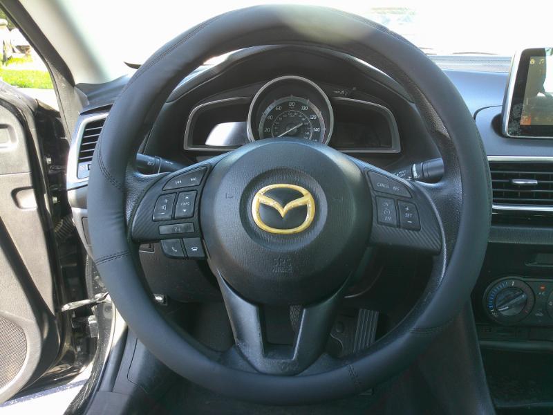 Mazda MAZDA3 i Sport AT 4-Door 2015