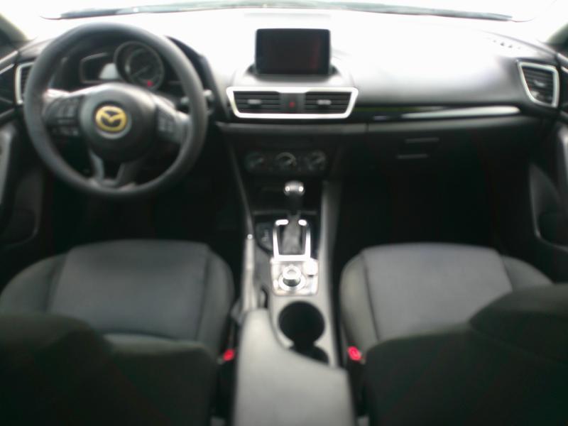 Mazda MAZDA3 i Sport AT 4-Door 2015