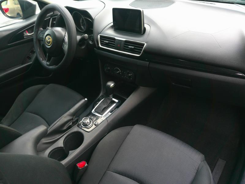 Mazda MAZDA3 i Sport AT 4-Door 2015