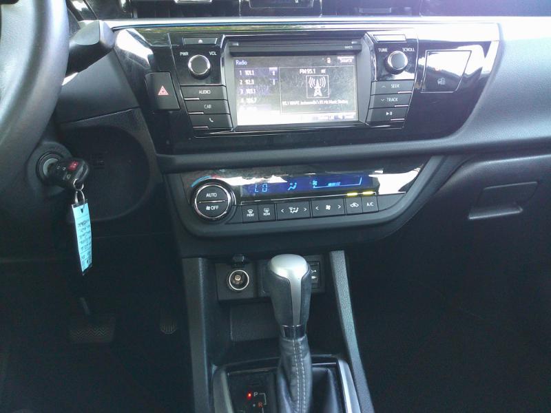 Toyota Corolla S Premium CVT 2016