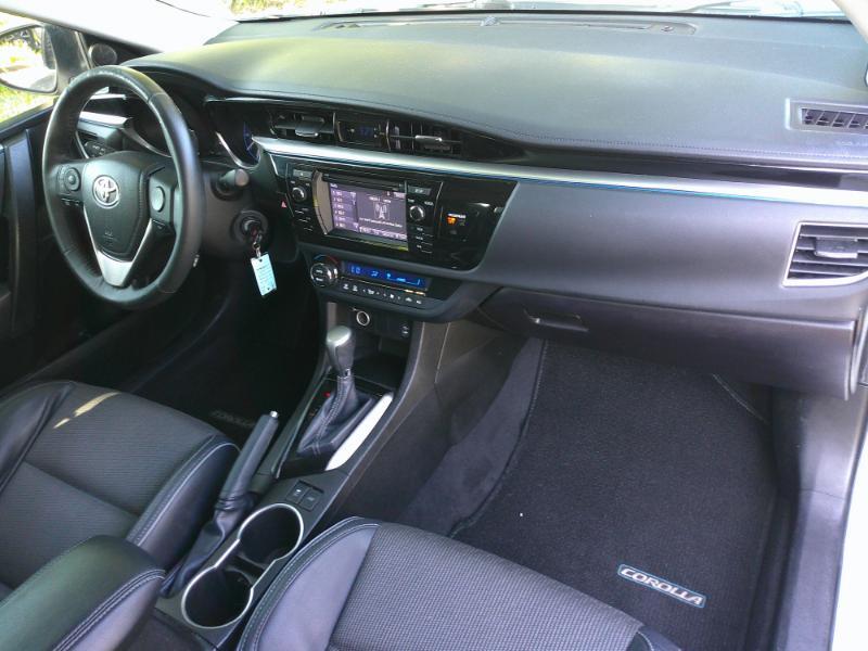 Toyota Corolla S Premium CVT 2016