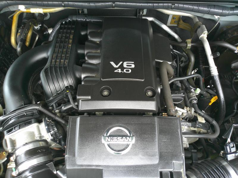Nissan Frontier SV Crew Cab 2WD 2015