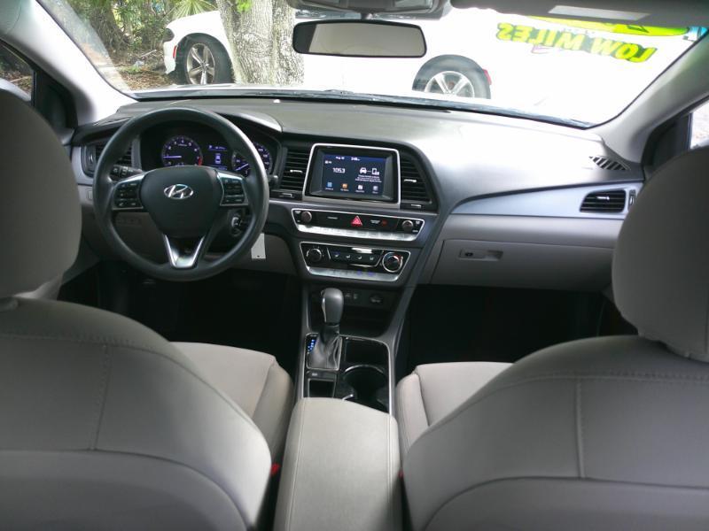 Hyundai Sonata SE 2018