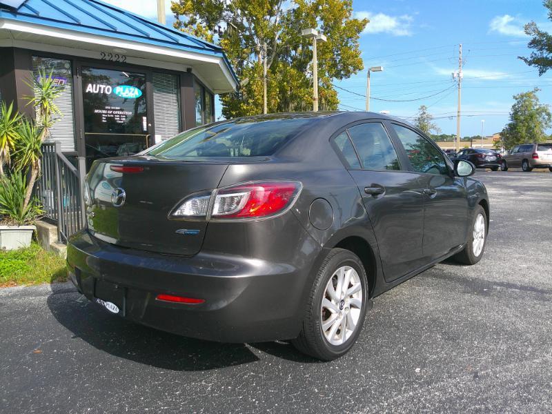 Mazda MAZDA3 i Touring AT 4-Door 2013
