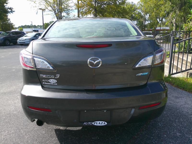 Mazda MAZDA3 i Touring AT 4-Door 2013