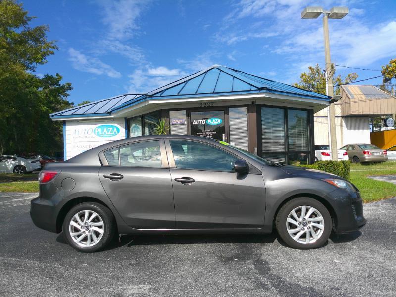 Mazda MAZDA3 i Touring AT 4-Door 2013