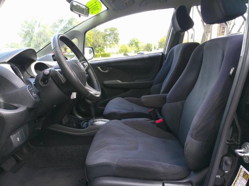 Honda Fit Sport 5-Speed AT 2011