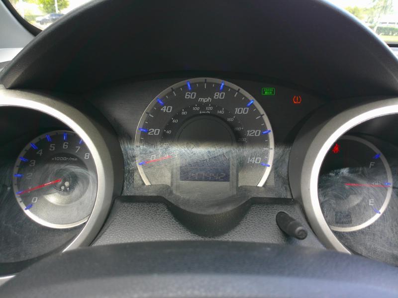 Honda Fit Sport 5-Speed AT 2011