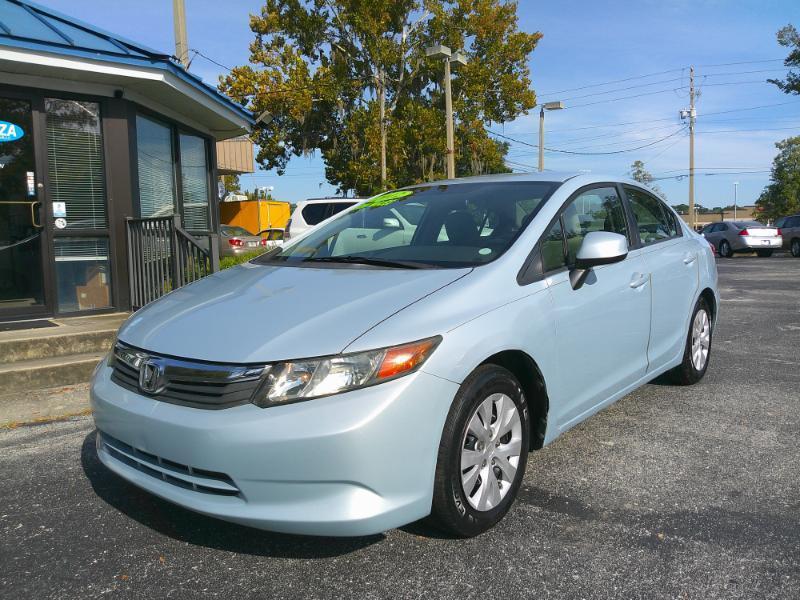Honda Civic LX Sedan 5-Speed AT 2012