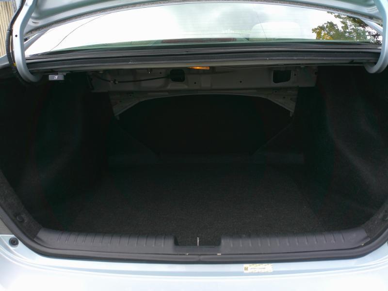Honda Civic LX Sedan 5-Speed AT 2012