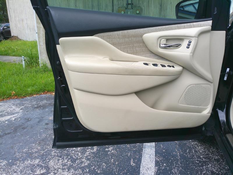 Nissan Murano SL 2019