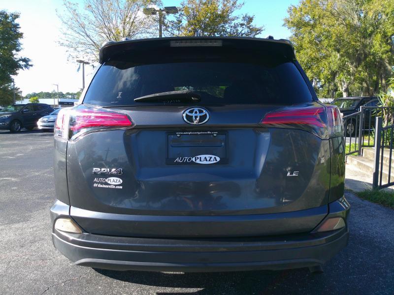 Toyota RAV4 LE FWD 2016
