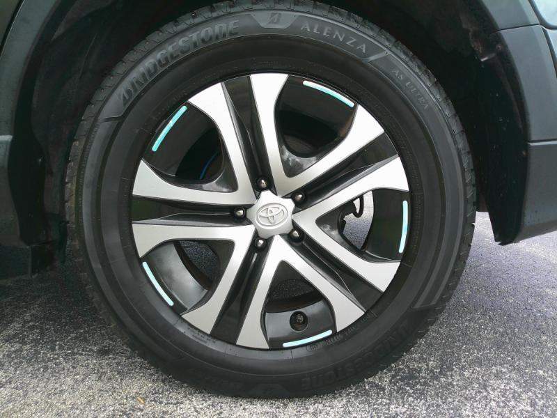 Toyota RAV4 LE FWD 2016
