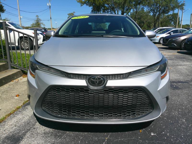 Toyota Corolla LE 2021