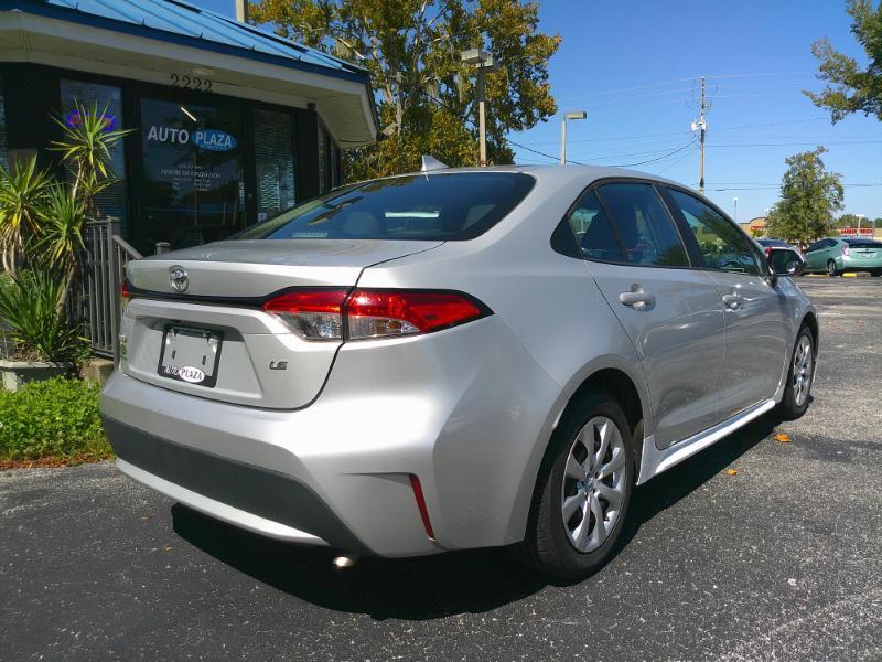 Toyota Corolla LE 2021