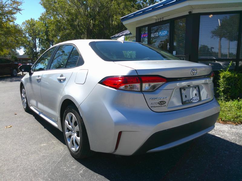 Toyota Corolla LE 2021