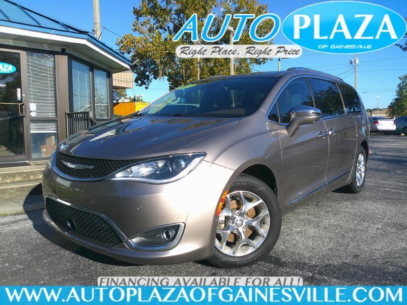 Chrysler Pacifica Limited 2017
