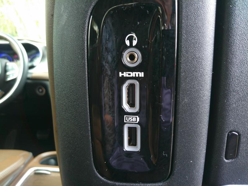 Chrysler Pacifica Limited 2017