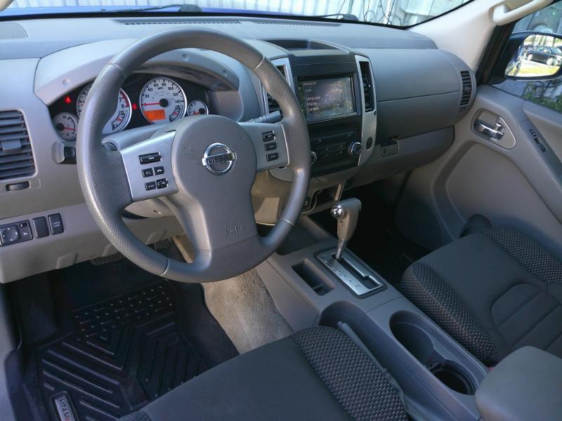 Nissan Frontier  2014