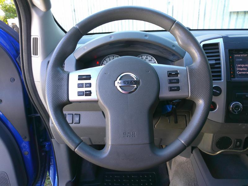 Nissan Frontier  2014