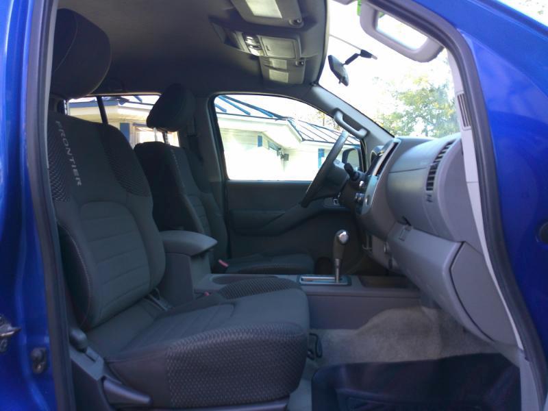 Nissan Frontier  2014